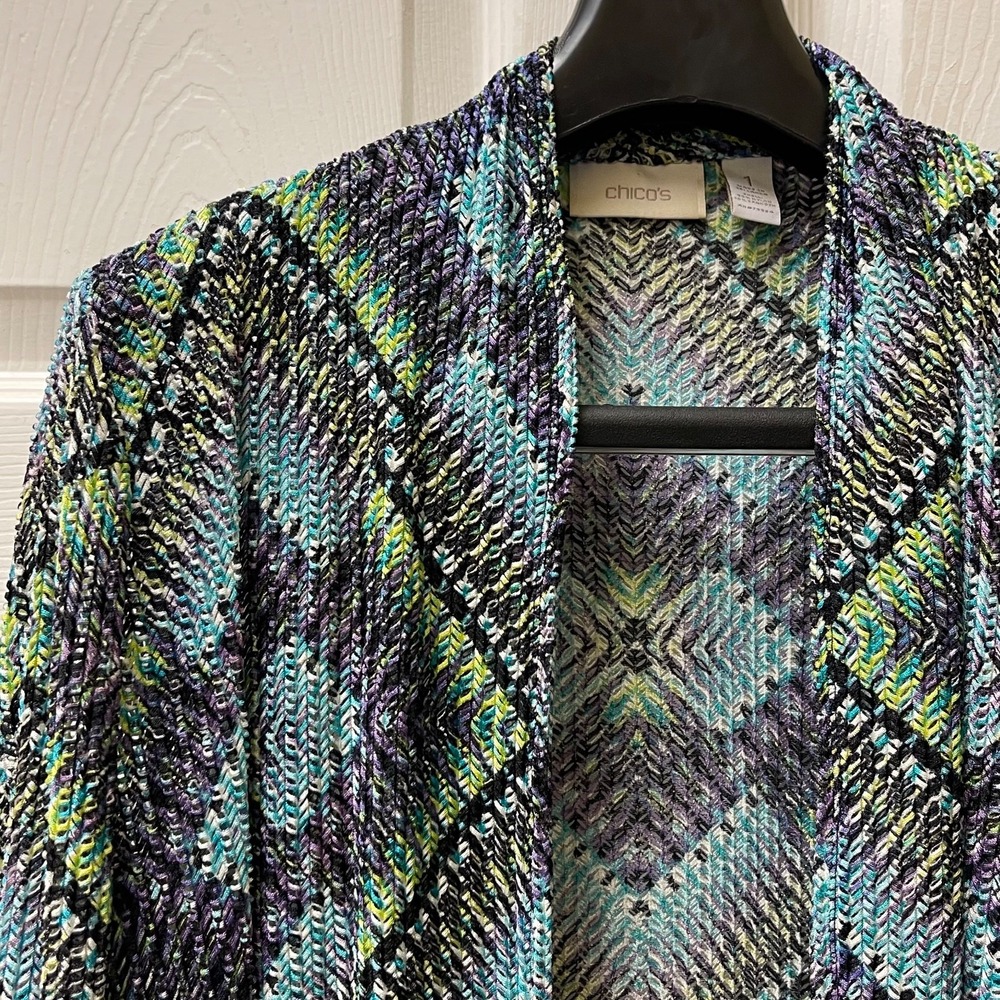 Chico's Women's Size 1 (US Medium) Boho Geo Print Open Front Fly Away Cardigan‎